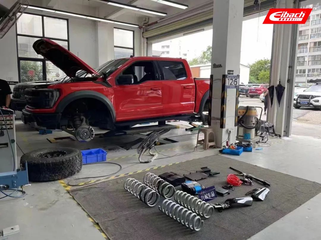 安装实例｜道奇TRX霸王龙 x 艾巴赫高性能升高弹簧PRO-LIFT-KIT(图5)